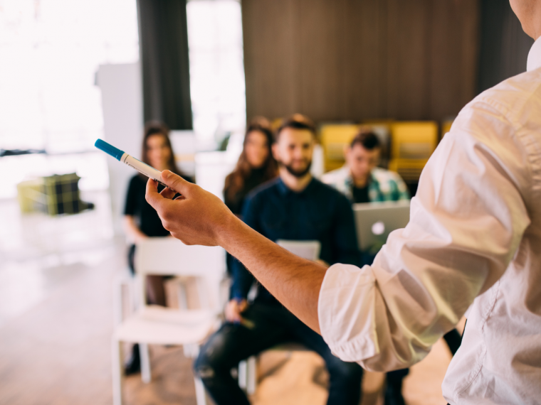 Aide à la construction d'un kit pédagogique de formation pour les formateurs internes occasionnels